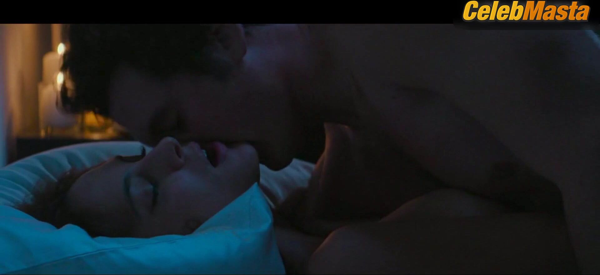 Nora Arnezeder Tits Scene From The Offer - Photo 2 of 5 photo 1