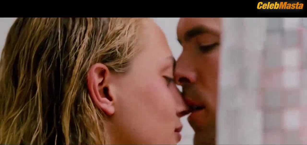 Nora Arnezeder ’s Ass, Tits Scene In Safe House - Photo 2 of 5 photo 5