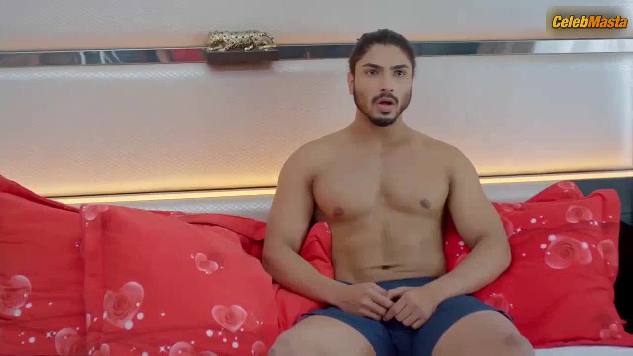 Irra Soni Hot Scene In Woodpecker - Photo 2 of 5 photo 1