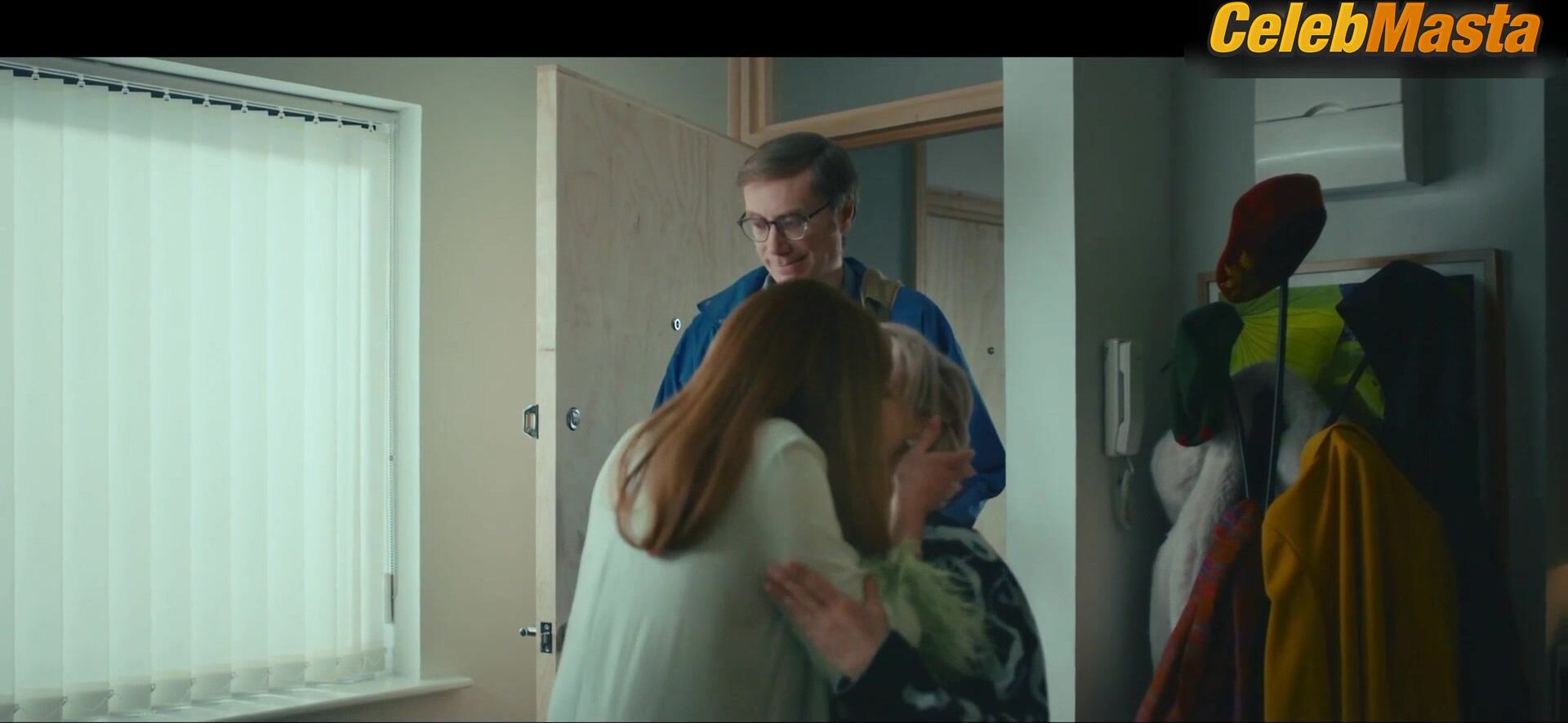 Chelsea Edge Eleanor Tomlinson And ’s Lesbian Scene - Photo 2 of 5 photo 4