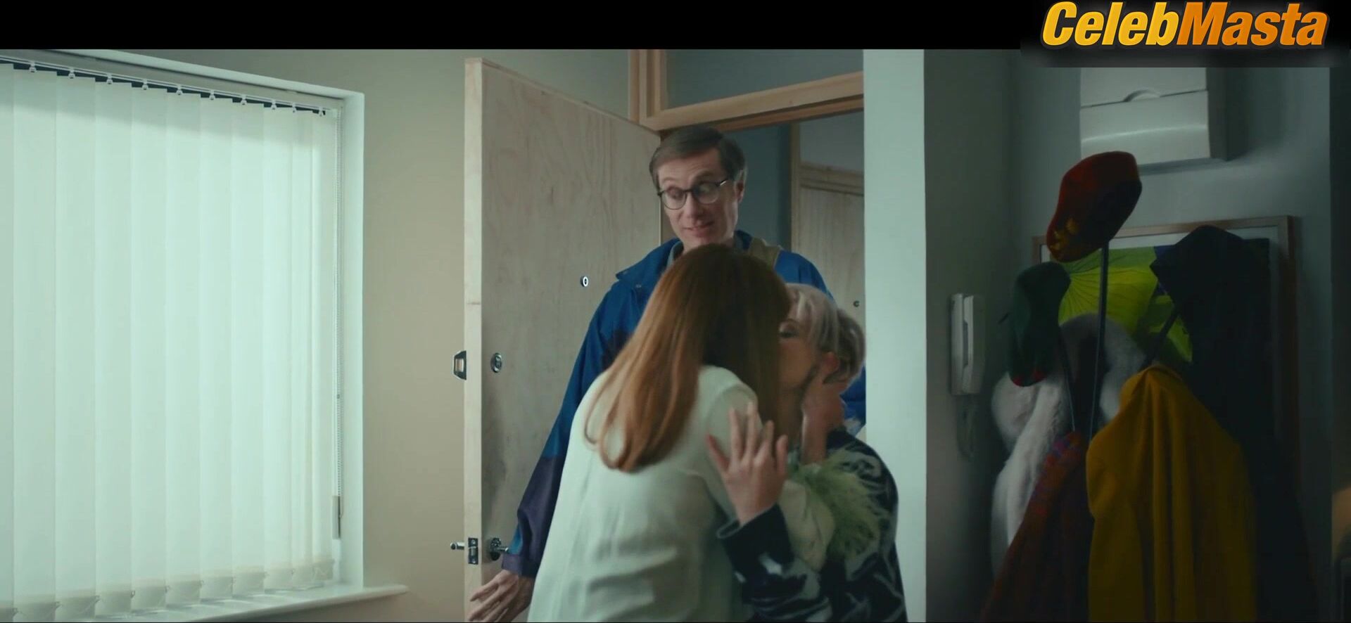 Chelsea Edge Eleanor Tomlinson And ’s Lesbian Scene - Photo 2 of 5 photo 5