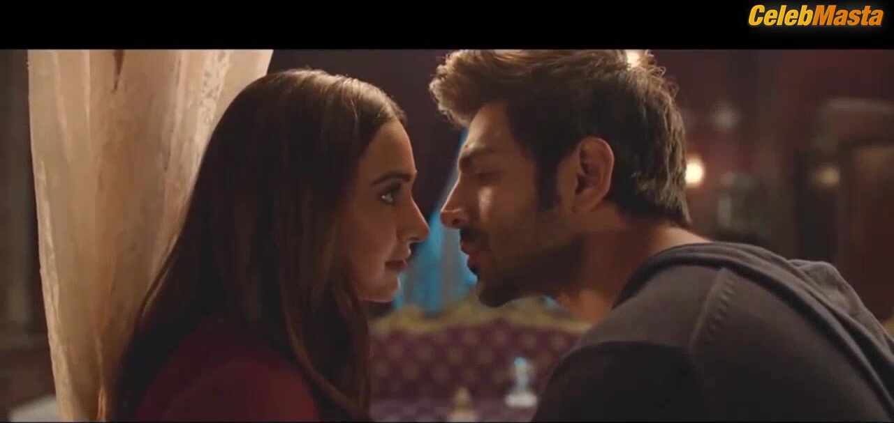 Kiara Advani ’s Sexy Scene From Bhool Bhulaiyaa 2 - Photo 1 of 5