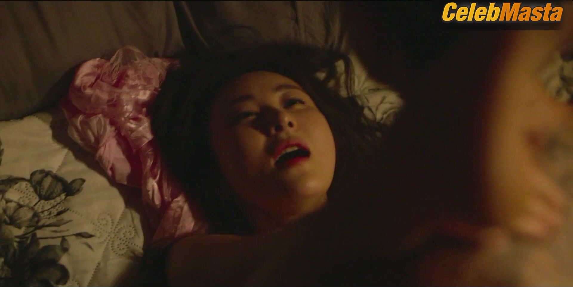 Son Eun Seo ’s Sexy Scene From Big Bet - Photo 3 of 5 photo 4