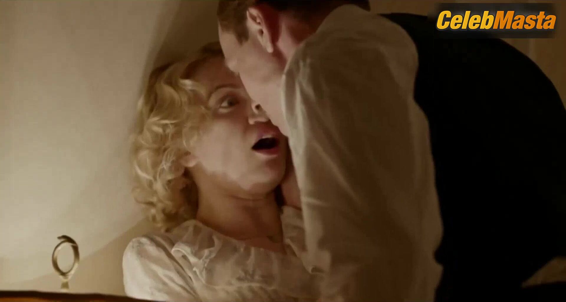 Paulina Galazka Sexy Scene From Drogi Wolnosci - Photo 2 of 5 photo 5