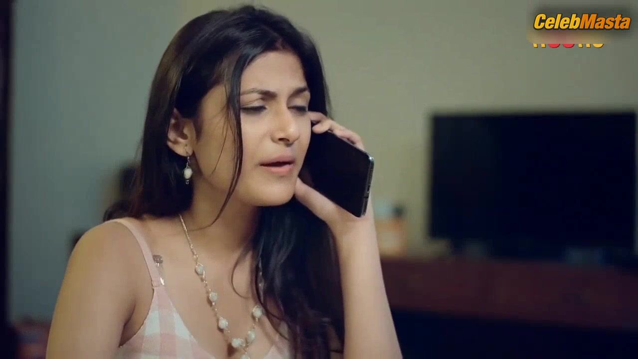 Ayesha Pathan Sexy Scene From Chull – Room Service - Photo 2 of 5 photo 1