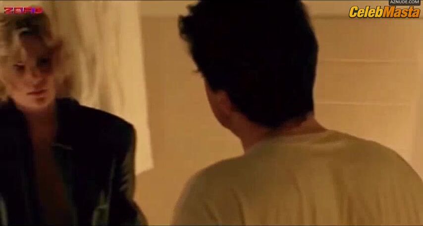 Emmanuelle Seigner Tits Scene From Os Imortais - Photo 1 of 5 photo 2