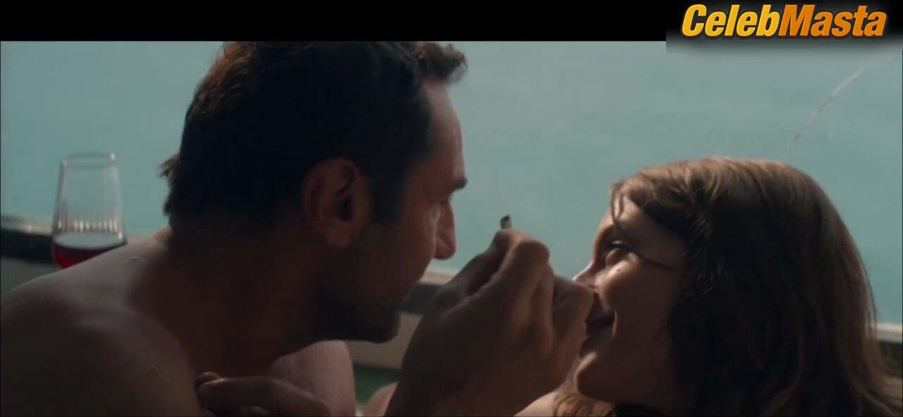 Maria Valverde Bares Breasts In A Scene In Diving - Photo 1 of 5 photo 2