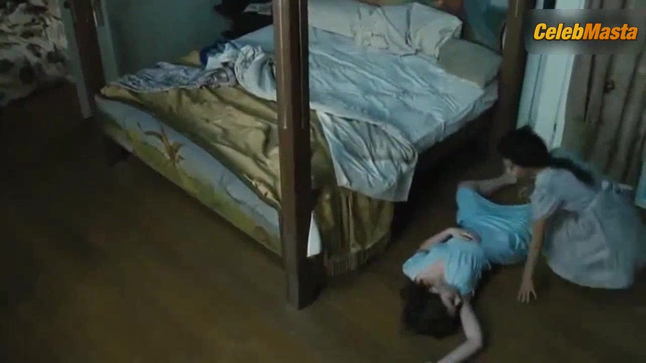Maria Valverde Reveals Underwear In Scene From La Mujer Del - Photo 1 of 5 photo 5