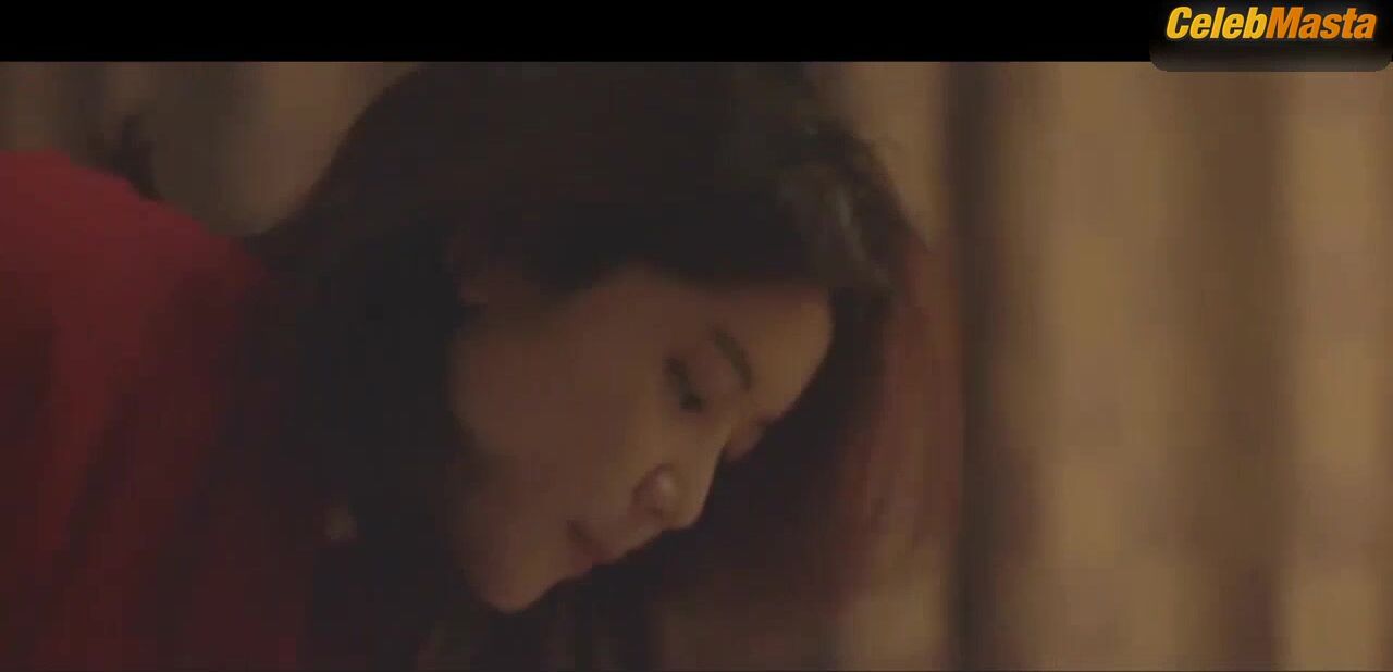 Go Won Lee Chae-dam And Show Tits, Underwear Scene - Photo 1 of 5 photo 4
