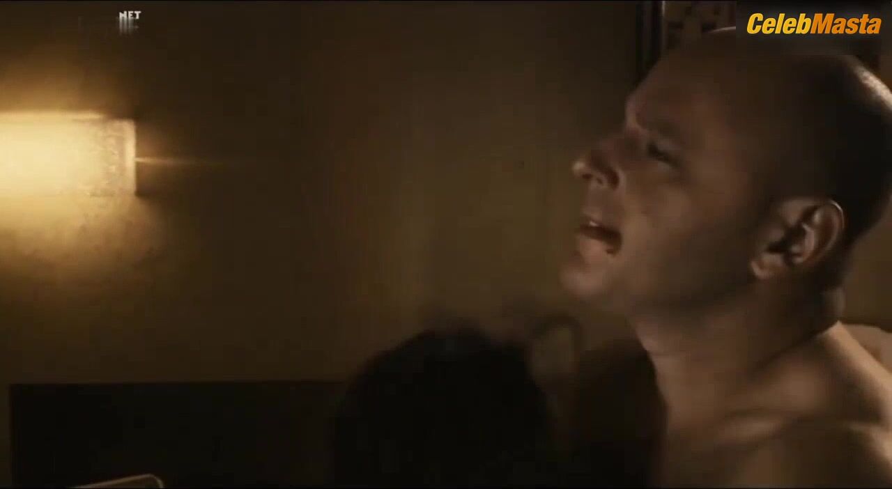 Lisa Ray ’s Booty, Tits Scene In Kill Kill - Photo 2 of 5 photo 5
