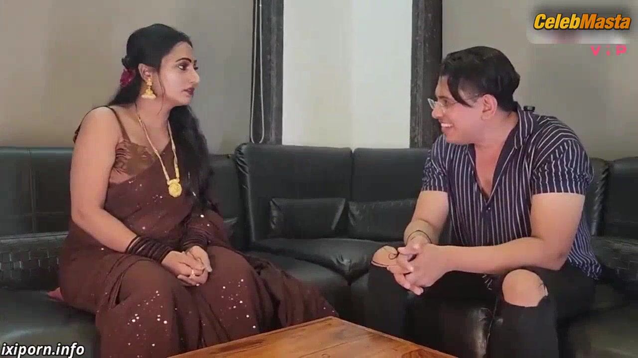 Jayshree Gaikwad ’s Real Sex Scene From Chahat - Photo 1 of 5