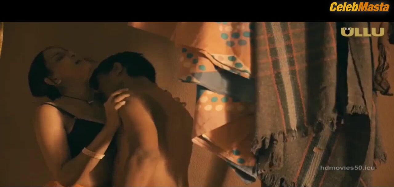 Pallavi Debnath Reveals Boobs, Butt Scene In Choodiwala - Photo 1 of 5 photo 4