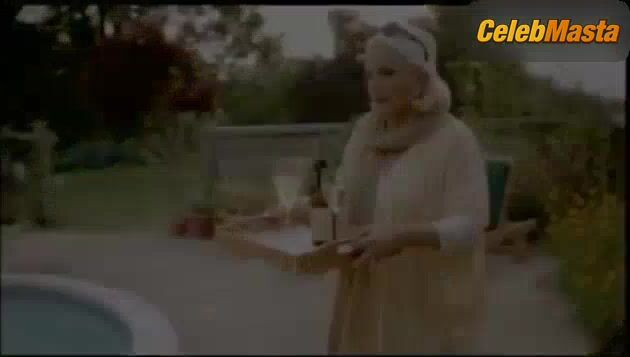 Brooke Shields Swimsuit Scene From The Weekend - Photo 4 of 5 photo 1