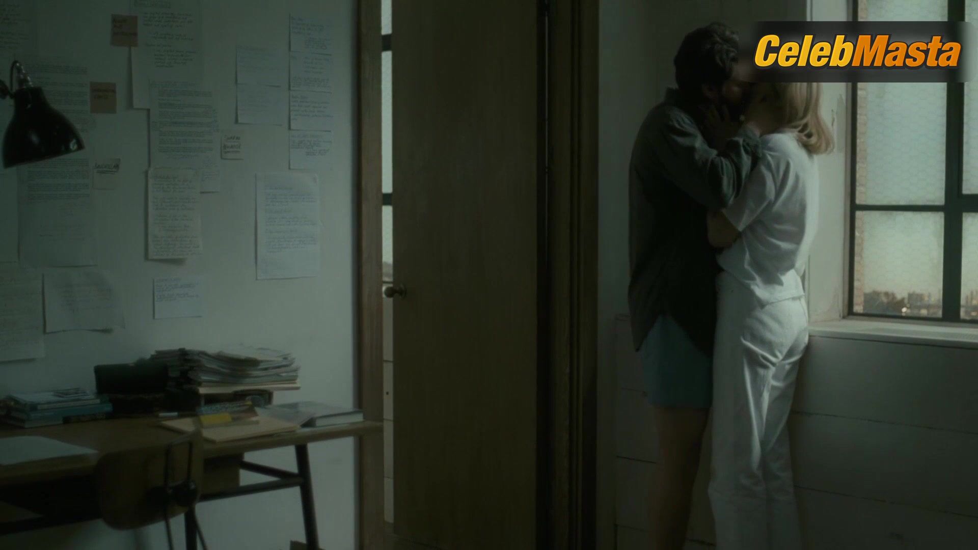 Julia Roberts Sexy Scene From After The Hunt - Photo 1 of 5