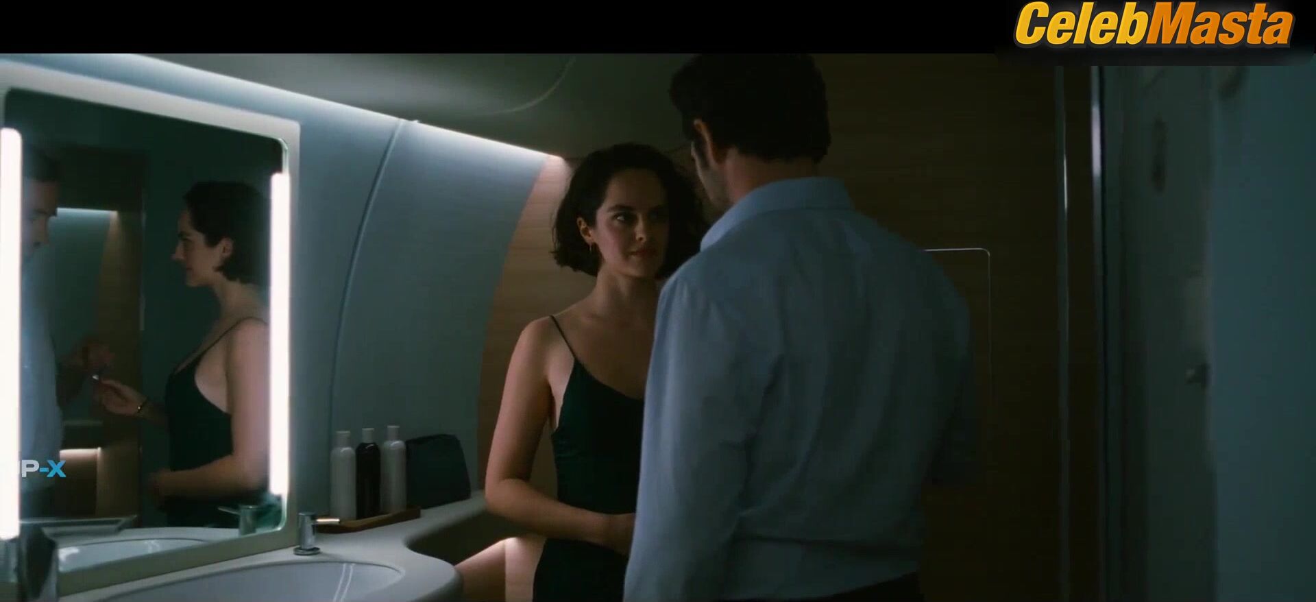 Noemie Merlant ’s Sexy Scene In Emmanuelle - Photo 2 of 5