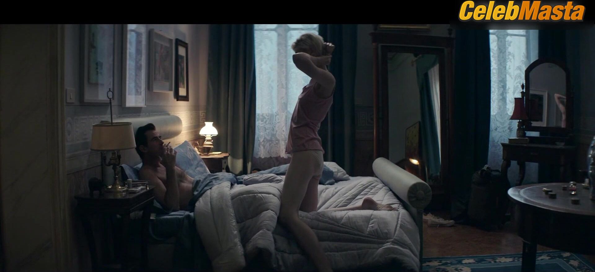 Elizabeth Debicki ’s Underwear Scene In The Burnt Orange - Photo 1 of 5 photo 4