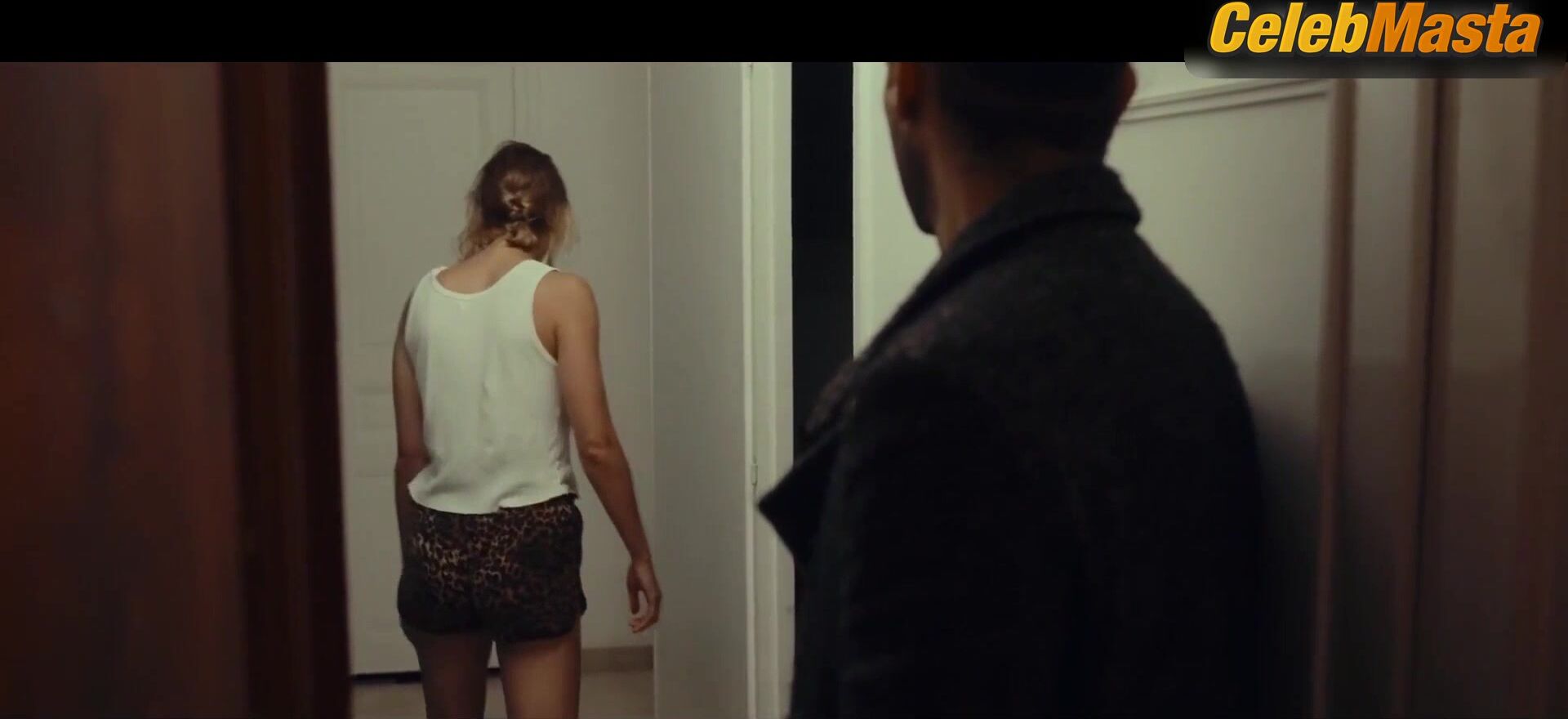 Nora Arnezeder Tits Scene From L’enfant Du Paradis - Photo 3 of 5 photo 5