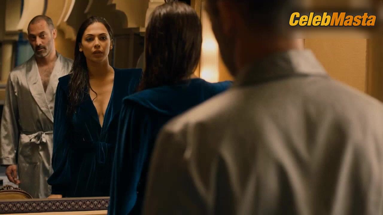 Moran Atias Ass, Tits Scene From Tyrant - Photo 1 of 5 photo 2