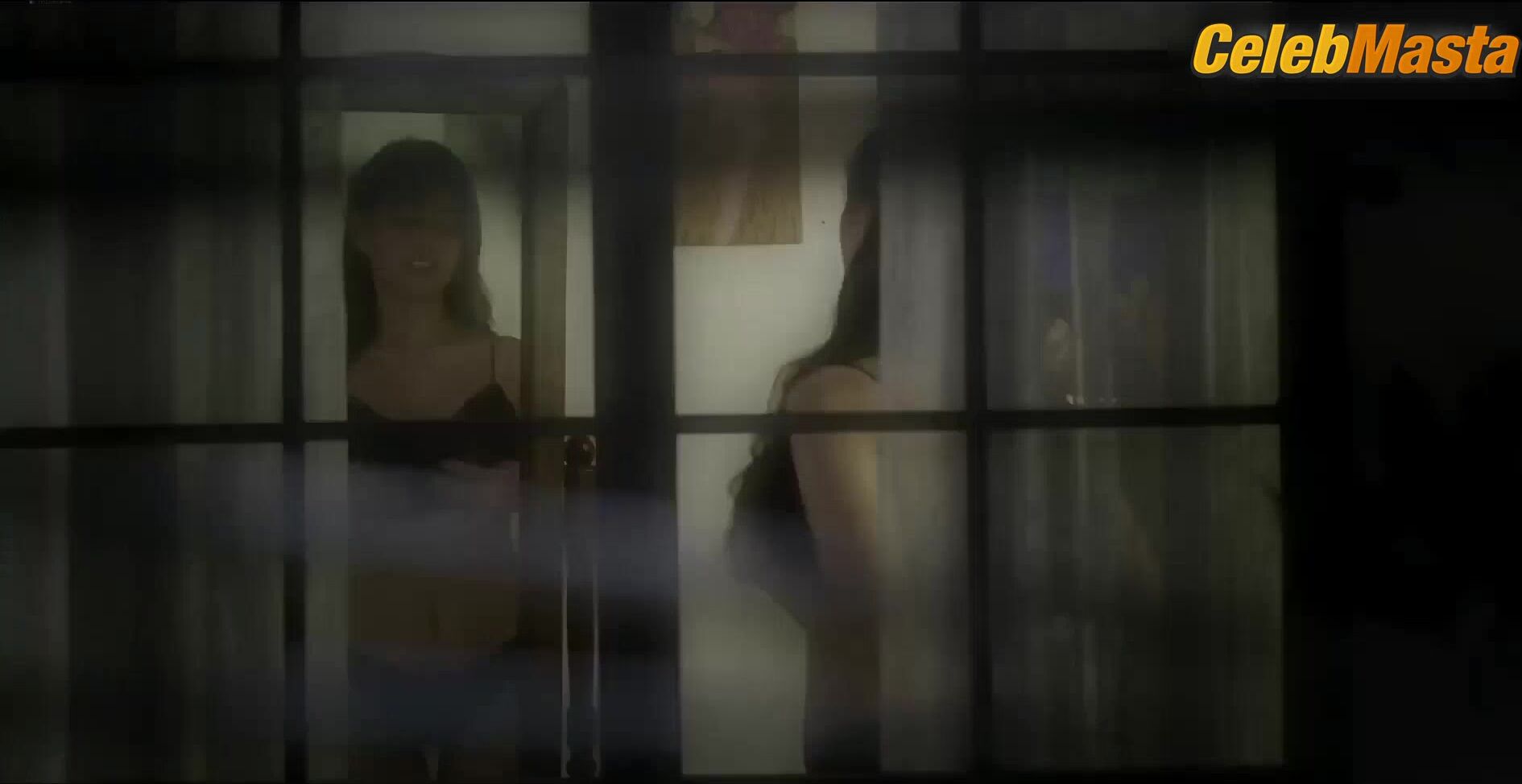 Chloe Jenna Micaella Raz, Stephanie Raz And Boobs Scene - Photo 3 of 5 photo 2