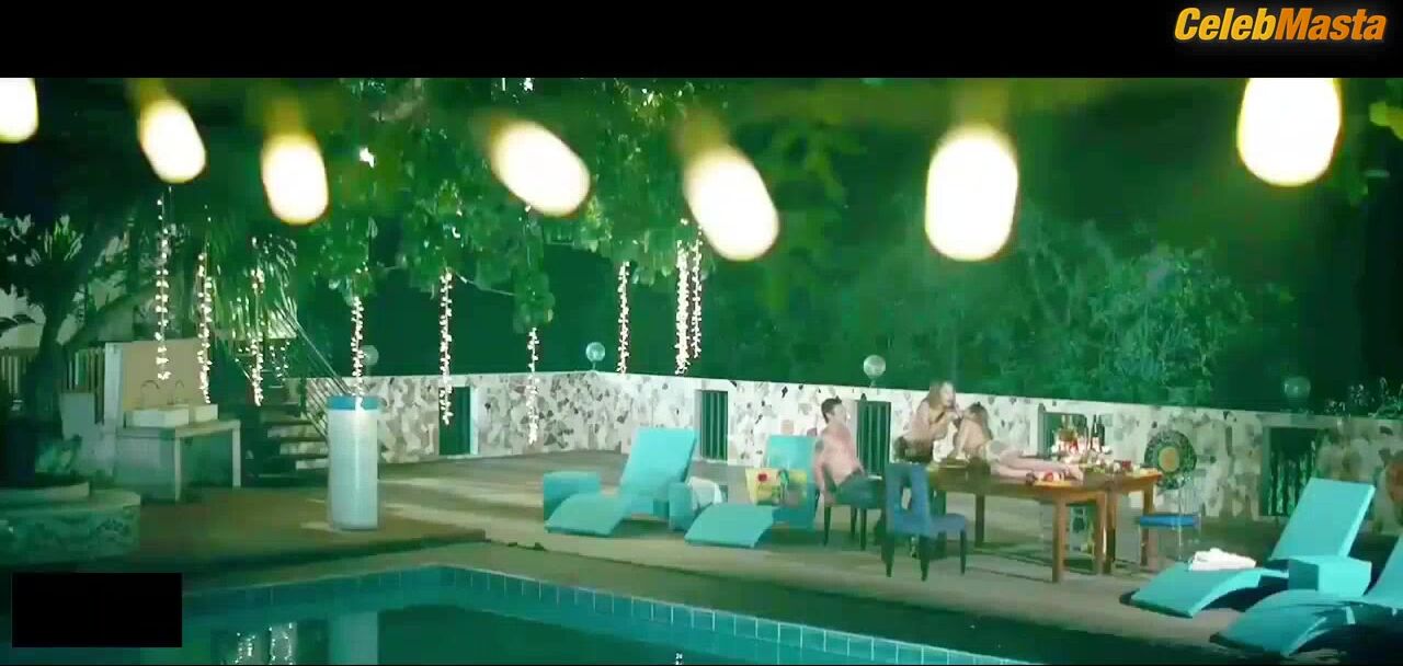 Stephanie Raz ’s Butt And Boobs Scene In Doblado - Photo 2 of 5