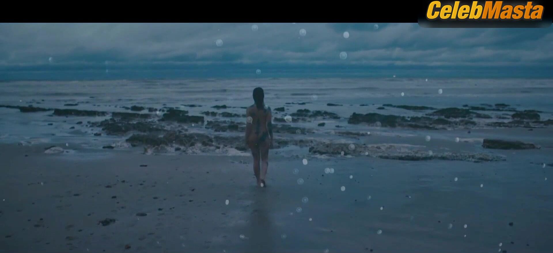 Daphne Patakia Boobs, Booty Scene In The Call Of The Sea - Photo 2 of 5 photo 4
