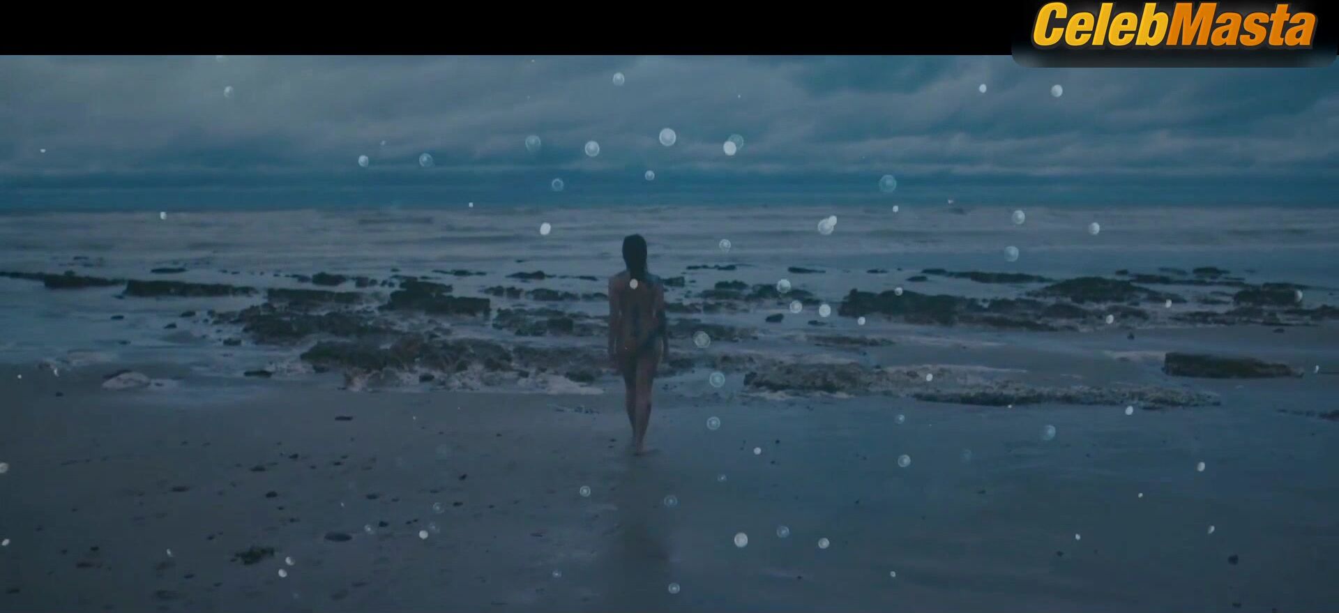 Daphne Patakia Boobs, Booty Scene In The Call Of The Sea - Photo 2 of 5 photo 5