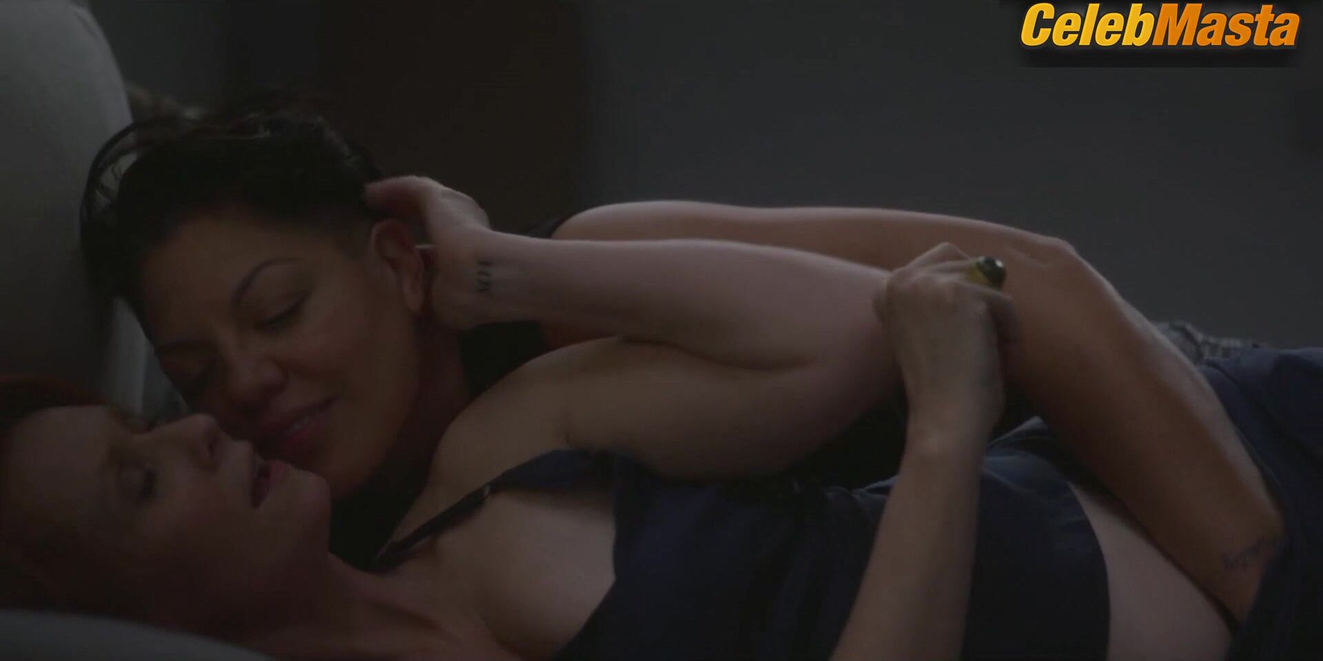 Cynthia Nixon And Sara Ramirez Have A Lesbian Scene In And - Photo 1 of 5 photo 4