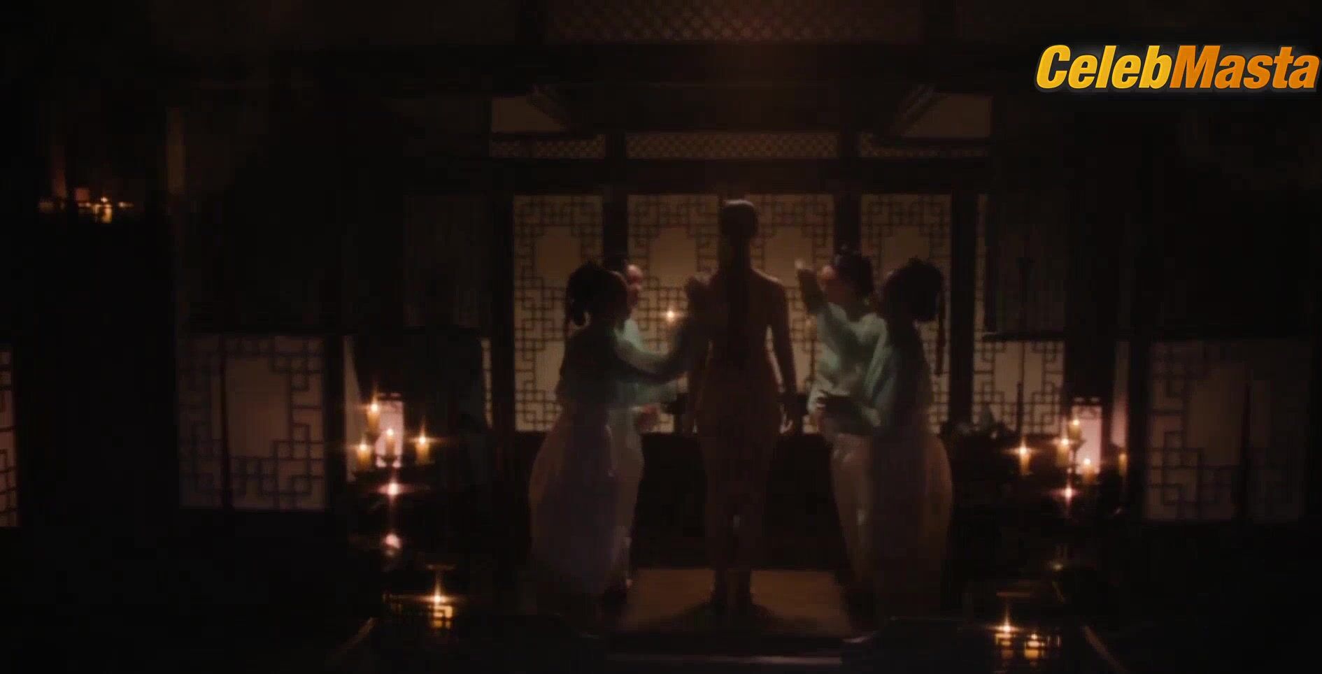 Cha Joo-young ’s Booty Scene In The Queen Who Crowns - Photo 1 of 5 photo 4