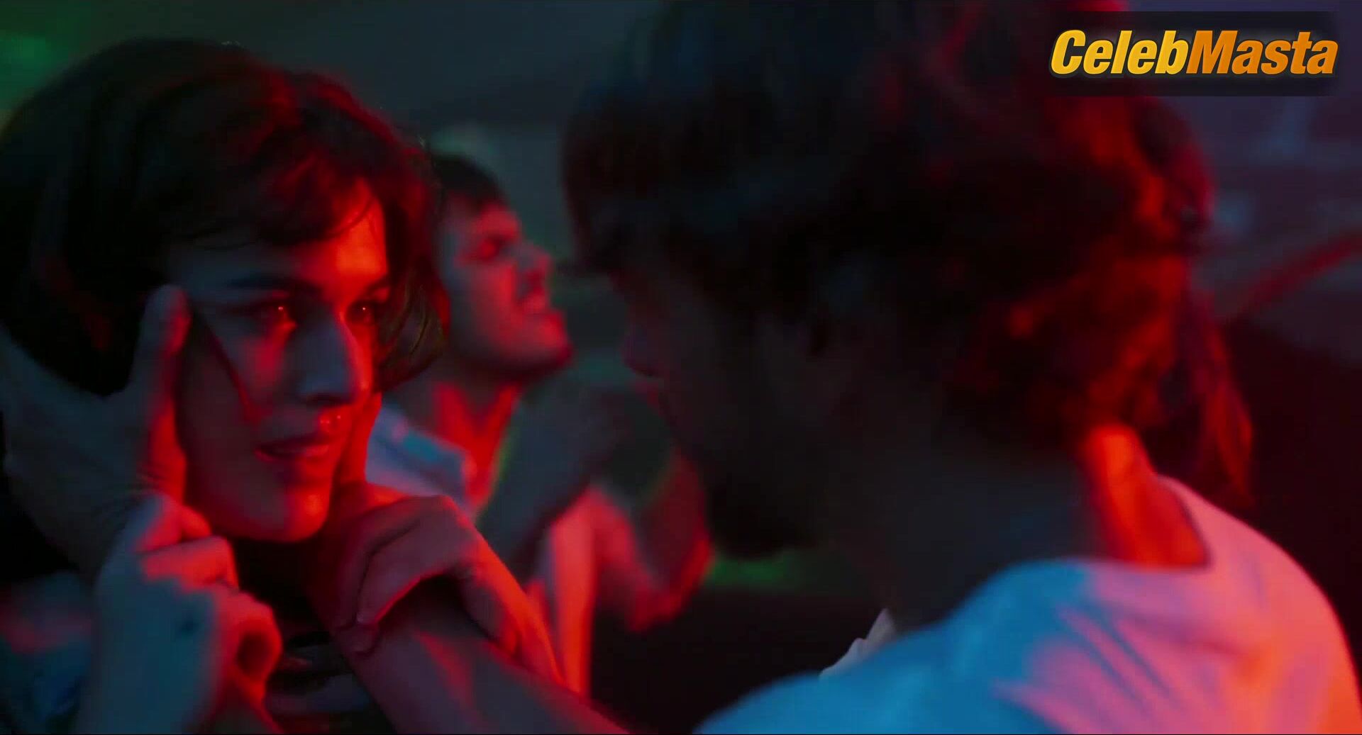 Adriana Ugarte ’s Tits Scene From El Silencio De - Photo 1 of 5 photo 4