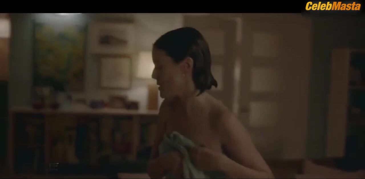 Adriana Ugarte ’s Underwear Scene In Parot - Photo 2 of 5 photo 4