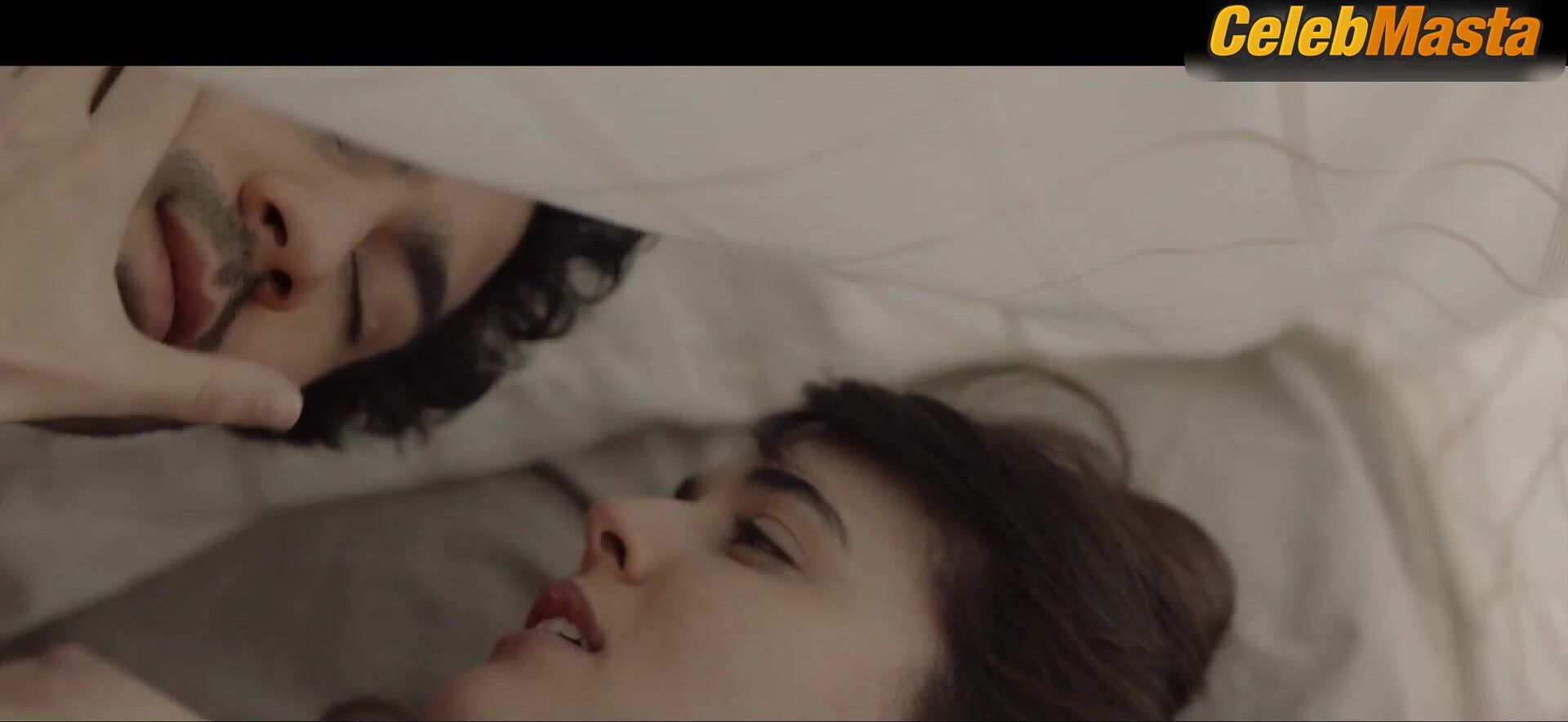 Adriana Ugarte ’s Tits Scene In Mirage - Photo 1 of 5 photo 2