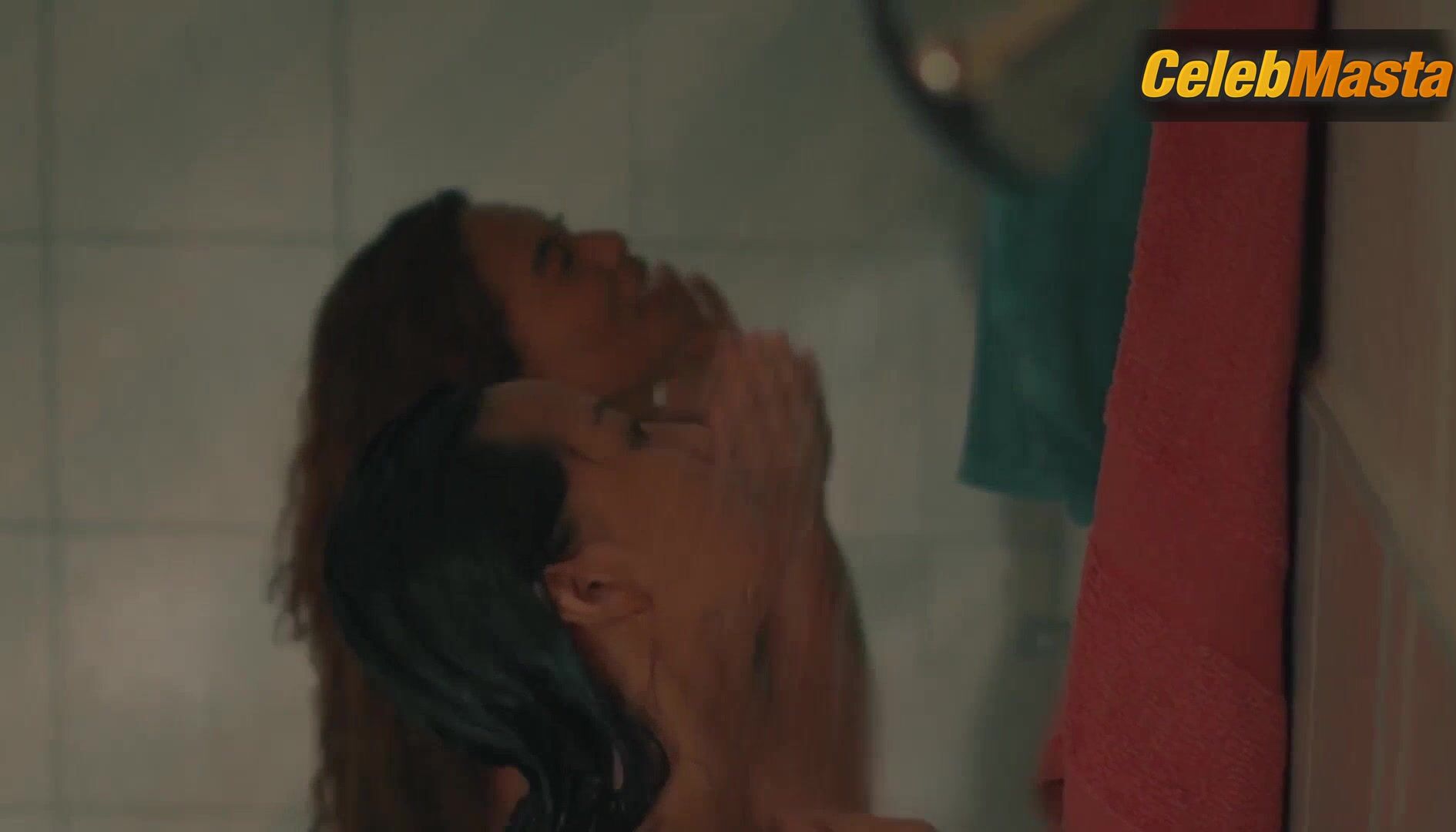 Micaella Raz And Quinn Carrillo Show Ass In Lesbian Scene - Photo 2 of 5
