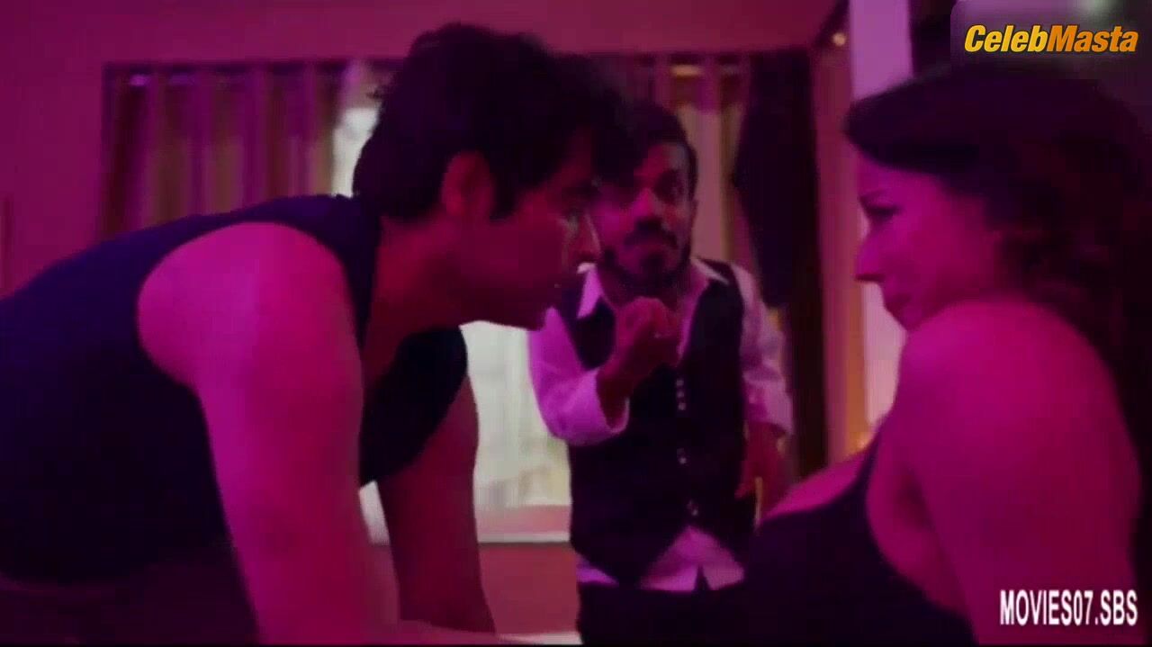 Maahi Khan Booty And Boobs Scene In Sursuri Li - Photo 1 of 5 photo 4