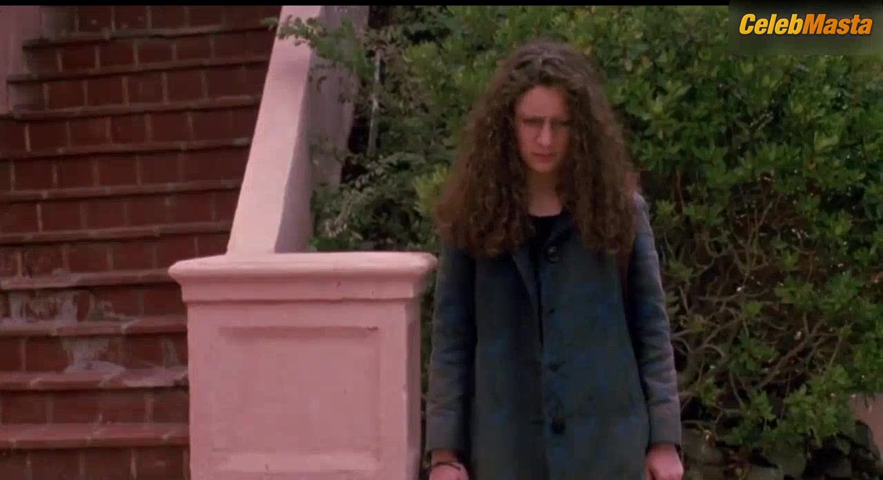 Drew Barrymore Shows Steamy Scene In Poison Ivy - Photo 2 of 5 photo 4
