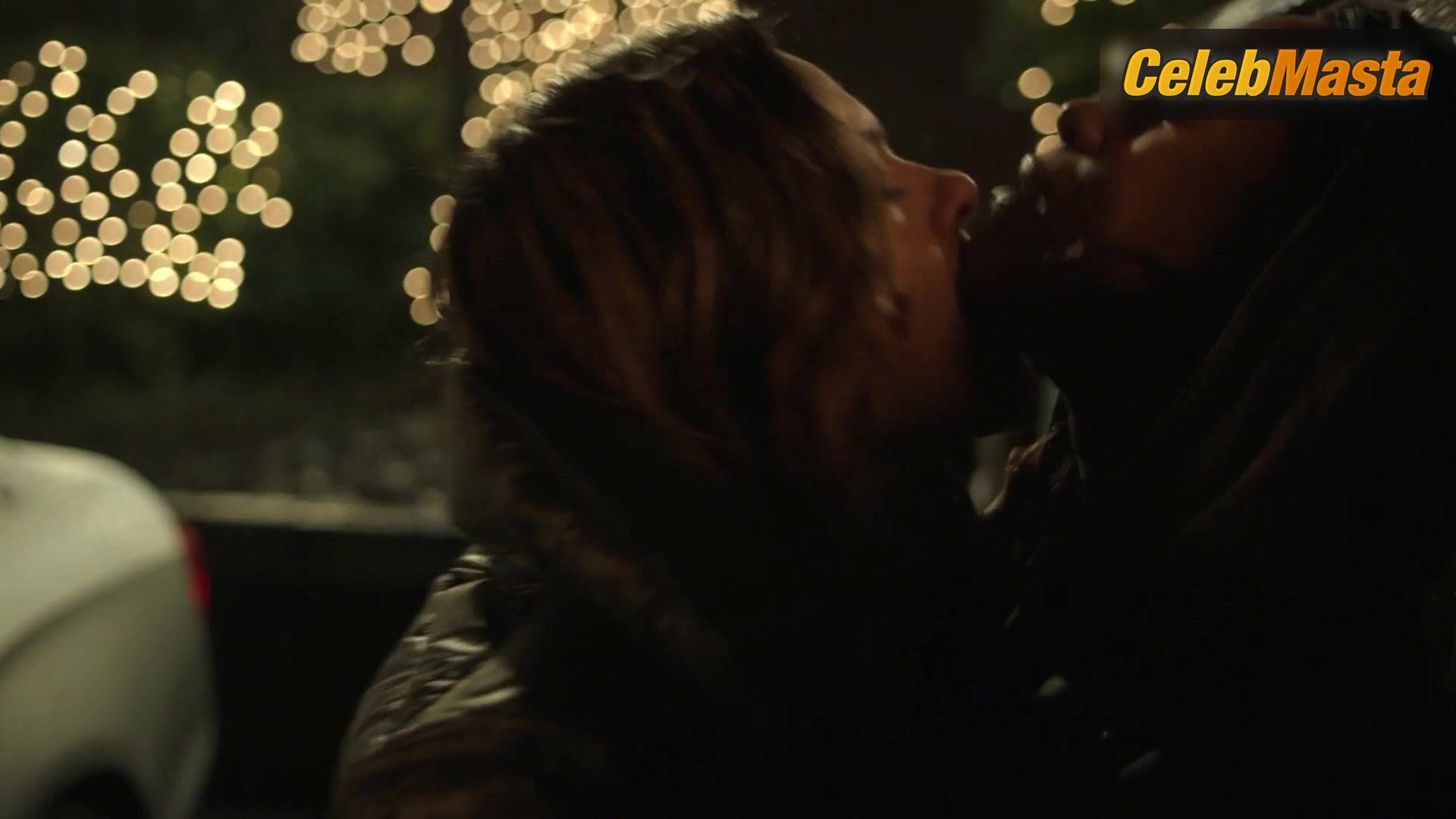 Monica Raymund And Tonya Glanz Get Lesbian In Hightown Scene - Photo 1 of 5 photo 5