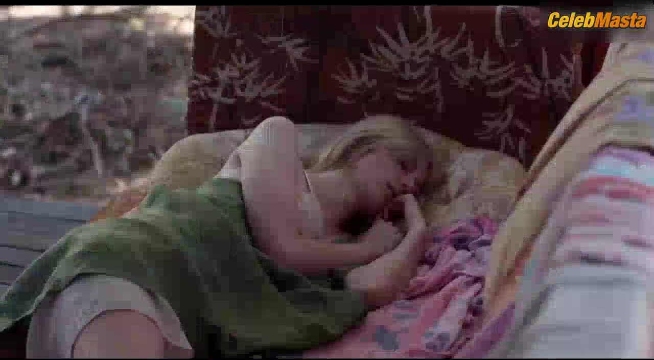 Elizabeth Debicki Steamy Scene In Breath - Photo 3 of 5 photo 1