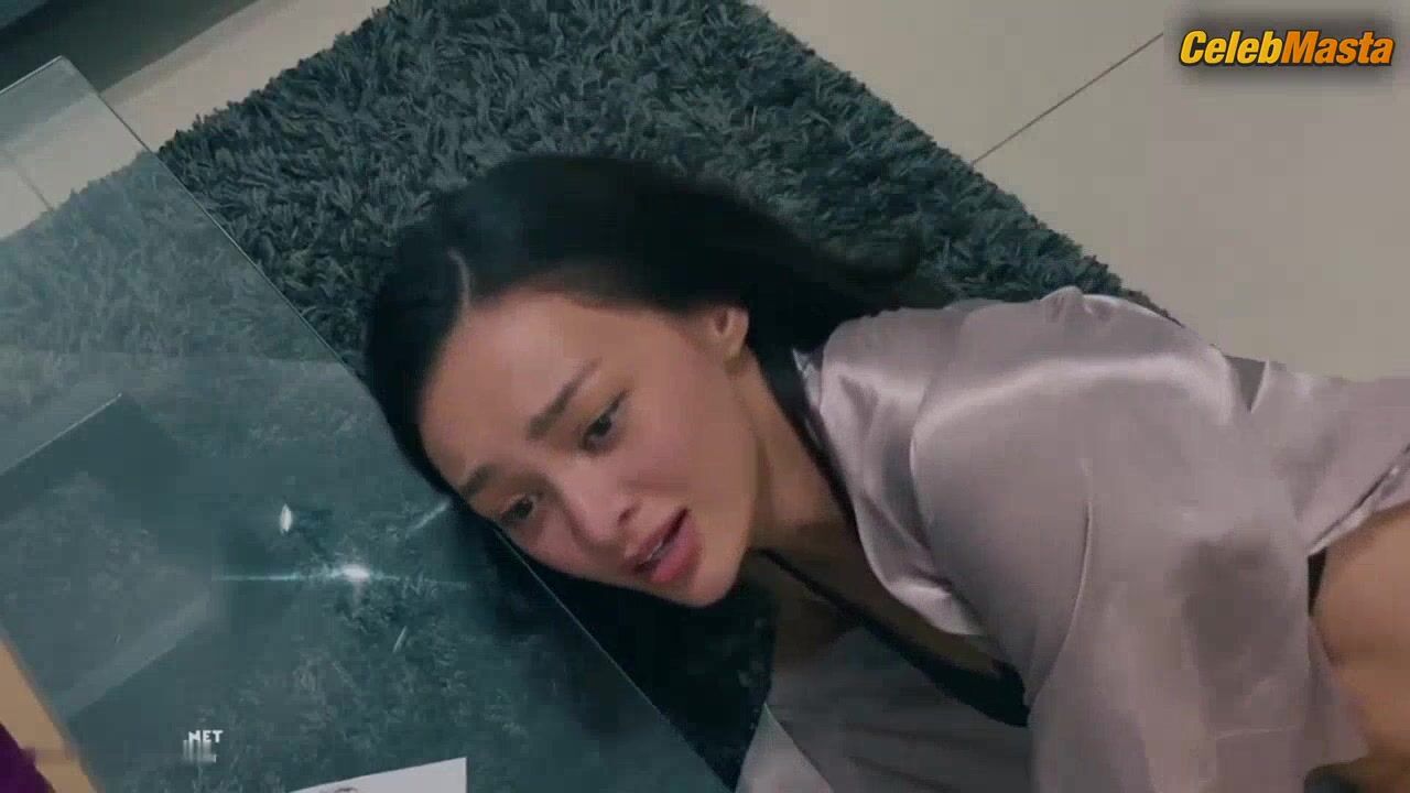 Kylie Verzosa Booty, Tits Scene From Love Lockdown - Photo 1 of 5 photo 5