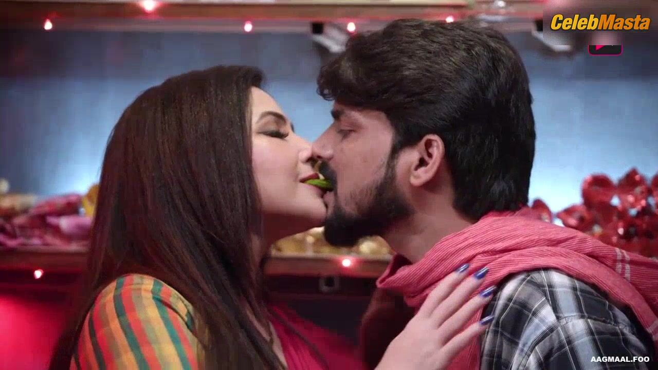 Rajsi Verma ’s Sexy Scene From Utha Patak - Photo 3 of 5 photo 1