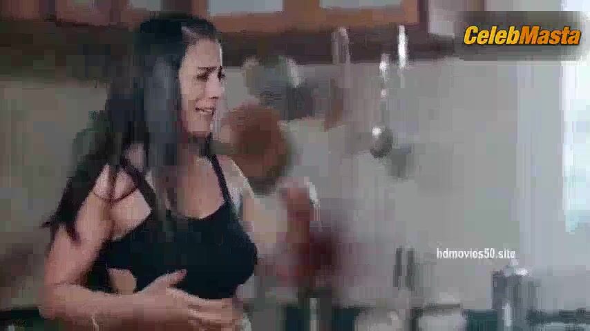 Noor Malabika Hot Scene In Teekhi Chutney - Photo 1 of 5 photo 4