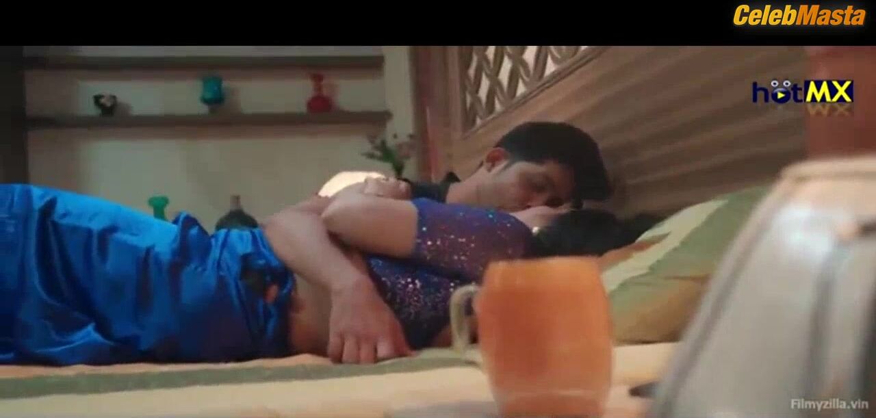 Aarohi Barde Rajsi Verma And Boobs Scene In Barkha Bhabhi - Photo 2 of 5