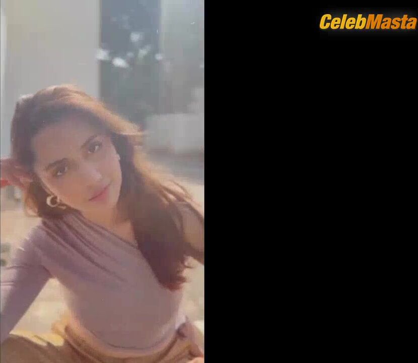Anushka Luhar ’s Tits Scene From Photos & Videos - Photo 1 of 5 photo 4