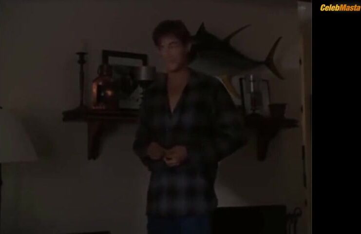 Tia Carrere ’s Tits Scene In My Teacher’s - Photo 1 of 5 photo 5