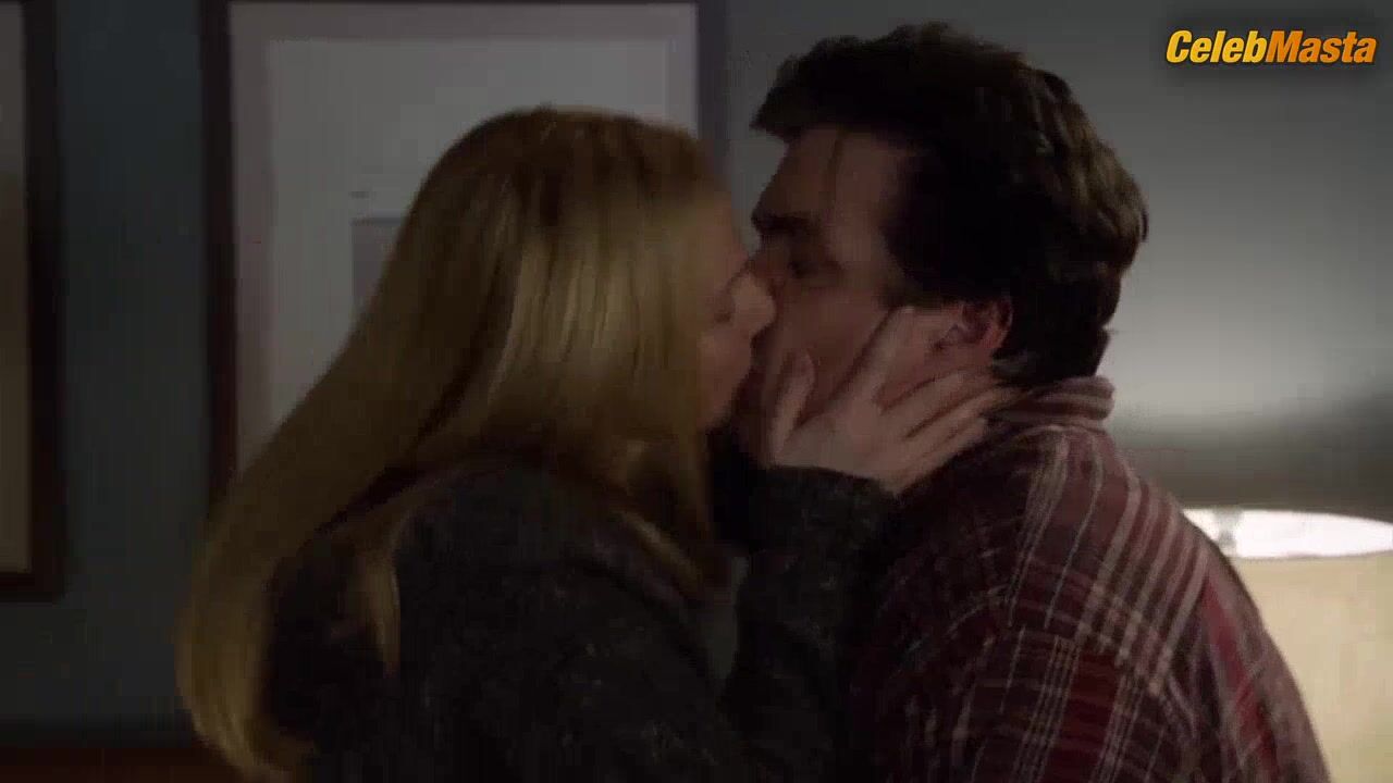Laura Linney Tits, Underwear Scene From The Big C - Photo 1 of 5 photo 4