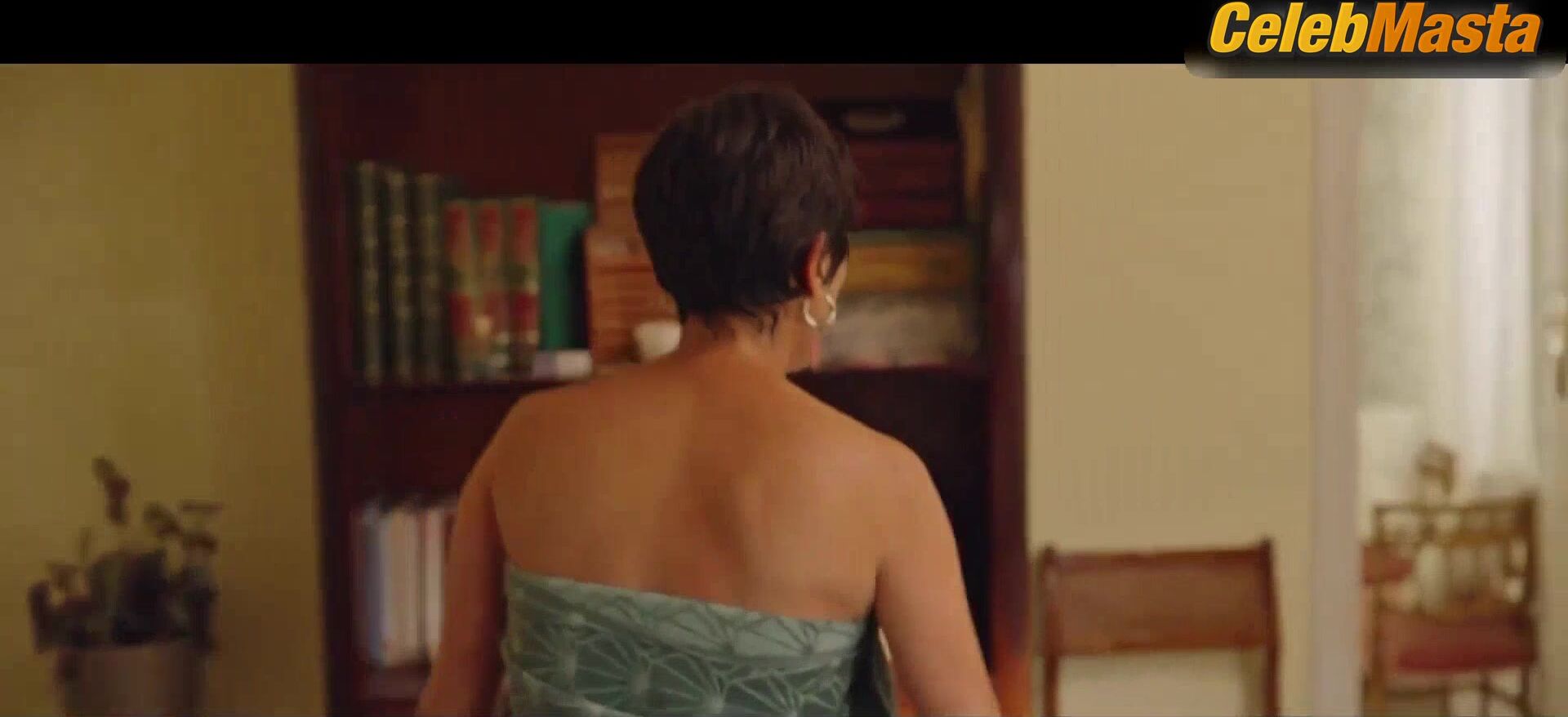 Adriana Ugarte ’s Tits Scene From Heridas - Photo 1 of 5 photo 4