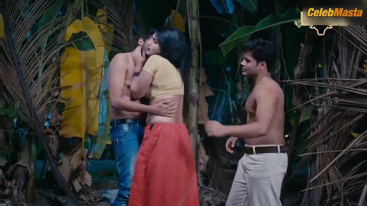 Manvi Chugh Tits Scene From Dubai Bhauji - Photo 2 of 5 photo 4