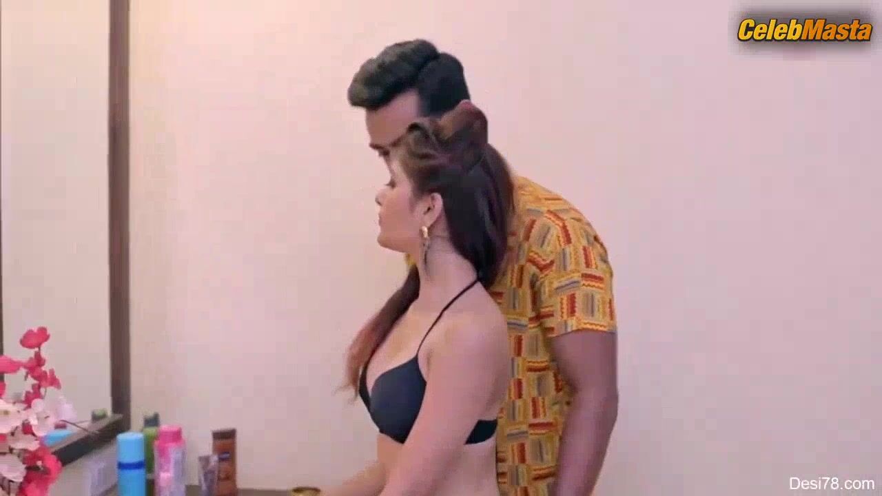Ayesha Pathan Tits And Underwear Scene From Gupt Gyan - Photo 1 of 5