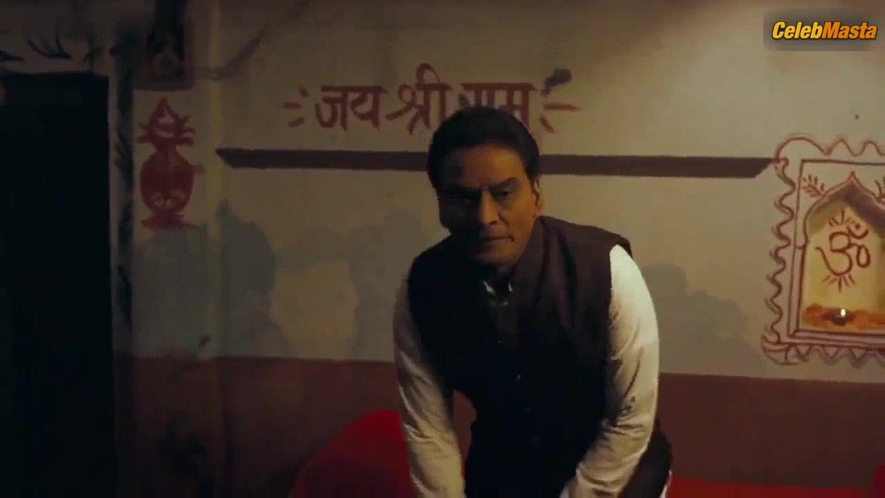 Kenisha Awasthi Hot Scene From Aashram - Photo 2 of 5 photo 4