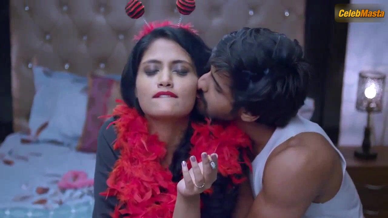 Manvi Chugh Shows Skin In Woodpecker Scene - Photo 1 of 5 photo 2