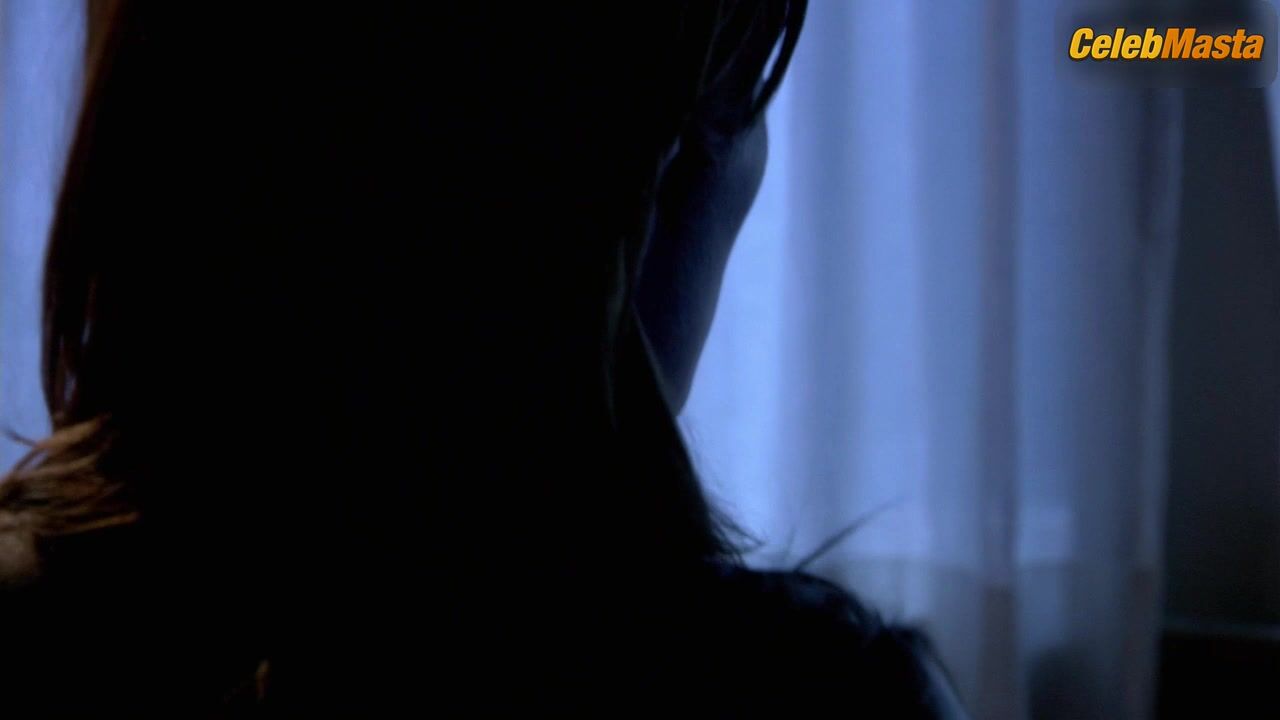 Jennifer Carpenter ’s Tits Scene In Dexter - Photo 2 of 5 photo 1