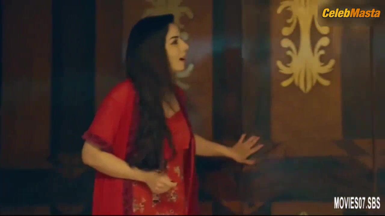 Maahi Khan ’s Ass And Tits Scene From Sursuri Li - Photo 4 of 5 photo 1